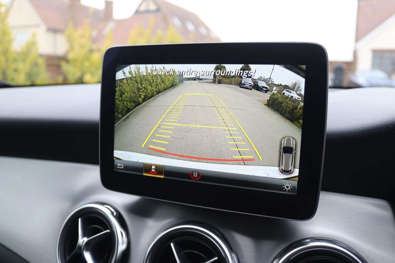 2017 MERCEDES-BENZ 180 2017 MERCEDES-BENZ 180