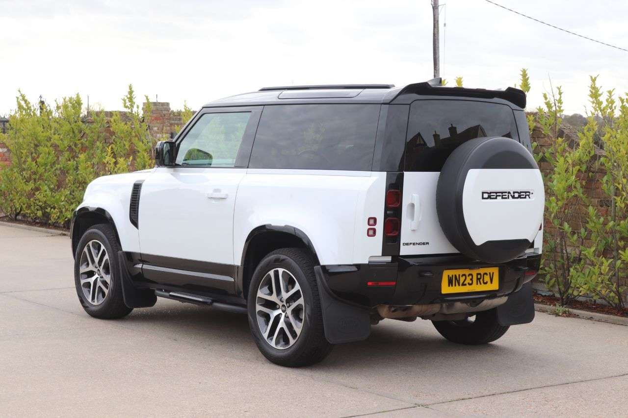 2023 LAND ROVER DEFENDER 2023 LAND ROVER DEFENDER