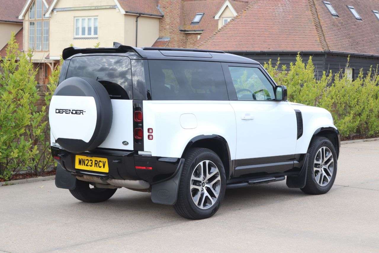 2023 LAND ROVER DEFENDER 2023 LAND ROVER DEFENDER