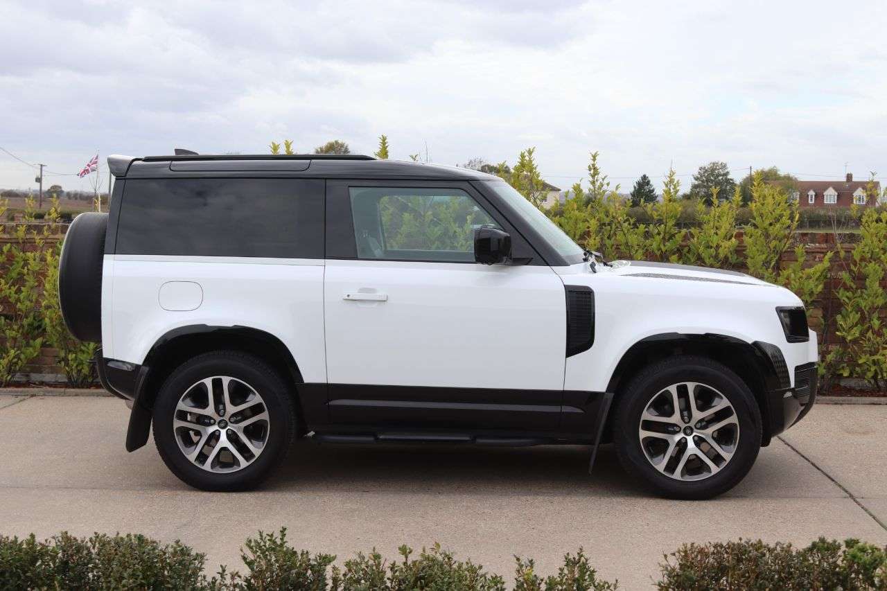 2023 LAND ROVER DEFENDER 2023 LAND ROVER DEFENDER