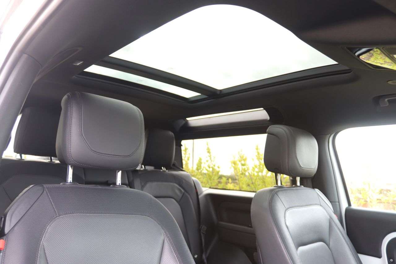 2023 LAND ROVER DEFENDER 2023 LAND ROVER DEFENDER