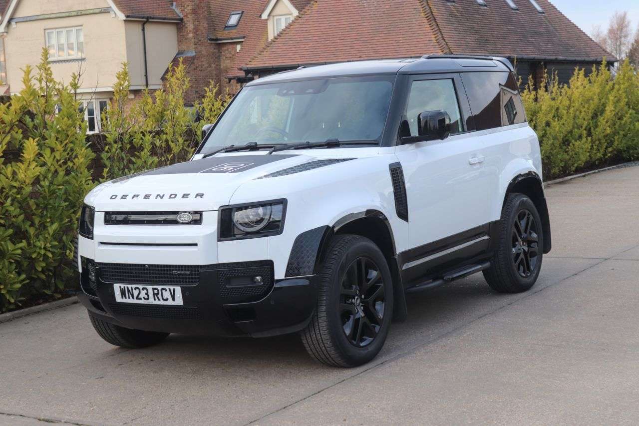 A 2023 LAND ROVER DEFENDER 3.0 D250 MHEV X-Dynamic HSE SUV 3dr Diesel Auto 4WD Euro 6 (s/s) (250 ps) A 2023 LAND ROVER DEFENDER 3.0 D250 MHEV X-Dynamic HSE SUV 3dr Diesel Auto 4WD Euro 6 (s/s) (250 ps)
