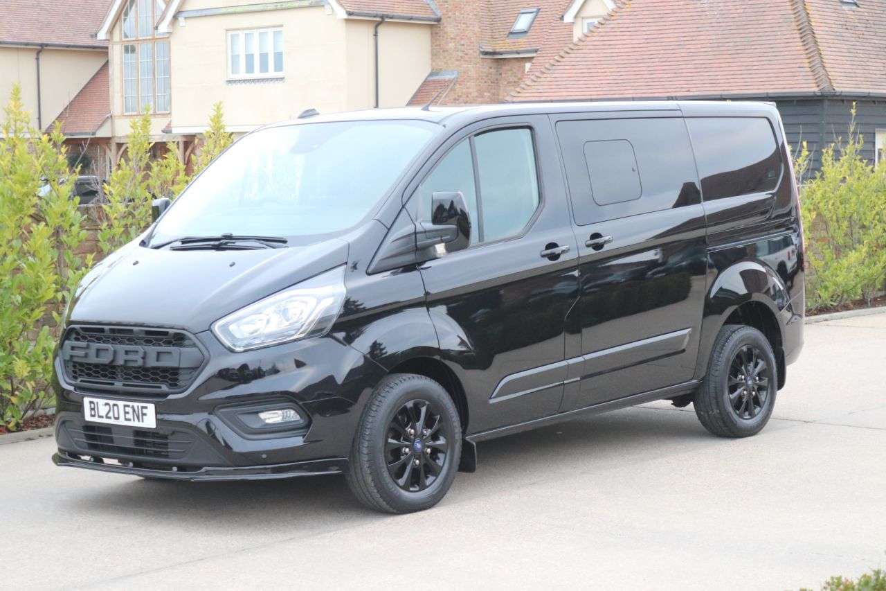 A 2020 FORD TRANSIT CUSTOM 2.0 300 EcoBlue Limited Crew Van Double Cab 5dr Diesel Manual L1 H1 Euro 6 A 2020 FORD TRANSIT CUSTOM 2.0 300 EcoBlue Limited Crew Van Double Cab 5dr Diesel Manual L1 H1 Euro 6