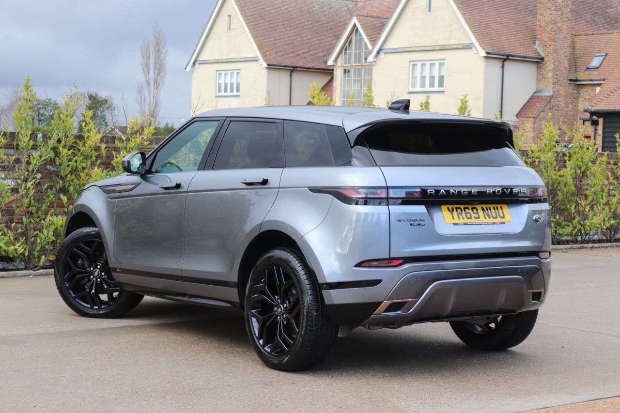 A 2019 LAND ROVER RANGE ROVER EVOQUE 2.0 D180 R-Dynamic HSE SUV 5dr Diesel Auto 4WD Euro 6 (s/s) (180 ps) A 2019 LAND ROVER RANGE ROVER EVOQUE 2.0 D180 R-Dynamic HSE SUV 5dr Diesel Auto 4WD Euro 6 (s/s) (180 ps)