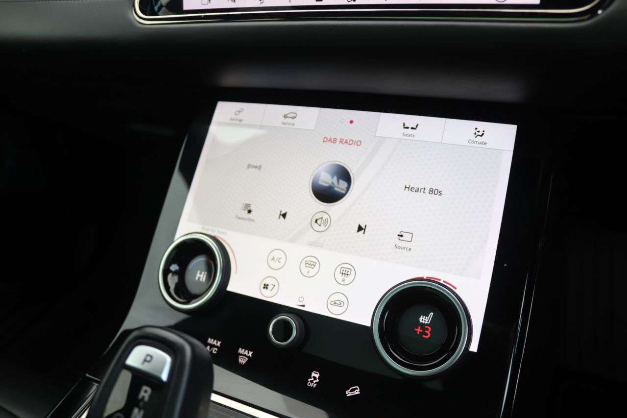 2019 LAND ROVER RANGE ROVER EVOQUE 2019 LAND ROVER RANGE ROVER EVOQUE