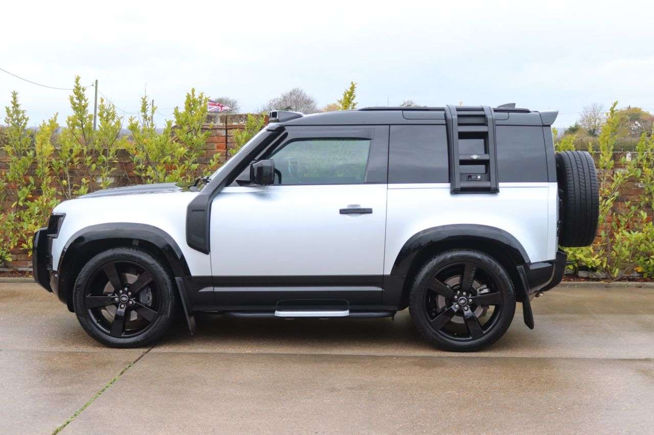 2023 LAND ROVER DEFENDER 2023 LAND ROVER DEFENDER