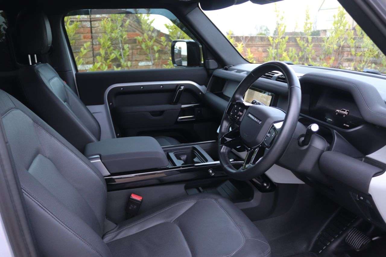 2023 LAND ROVER DEFENDER 2023 LAND ROVER DEFENDER