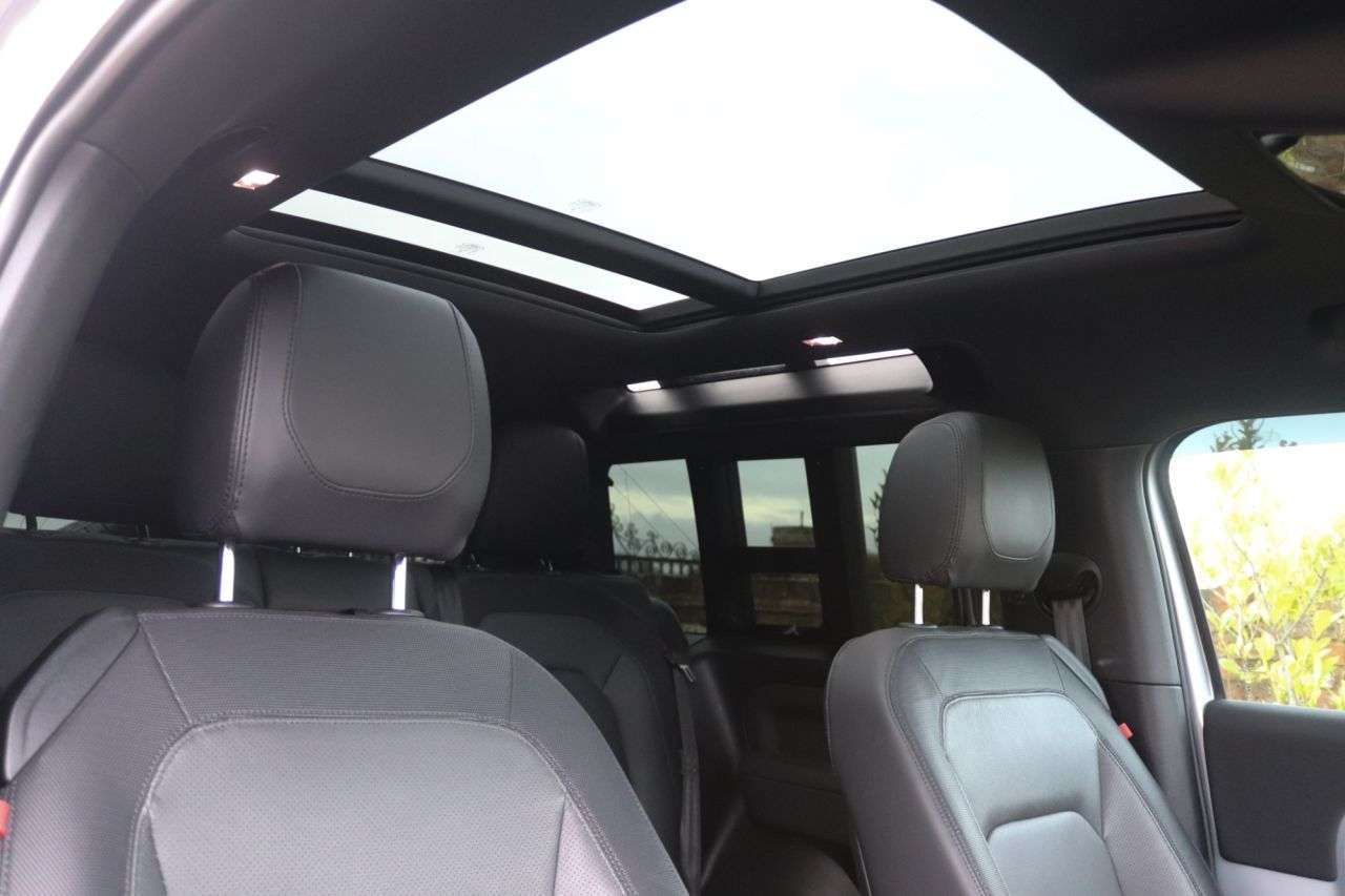 2023 LAND ROVER DEFENDER 2023 LAND ROVER DEFENDER