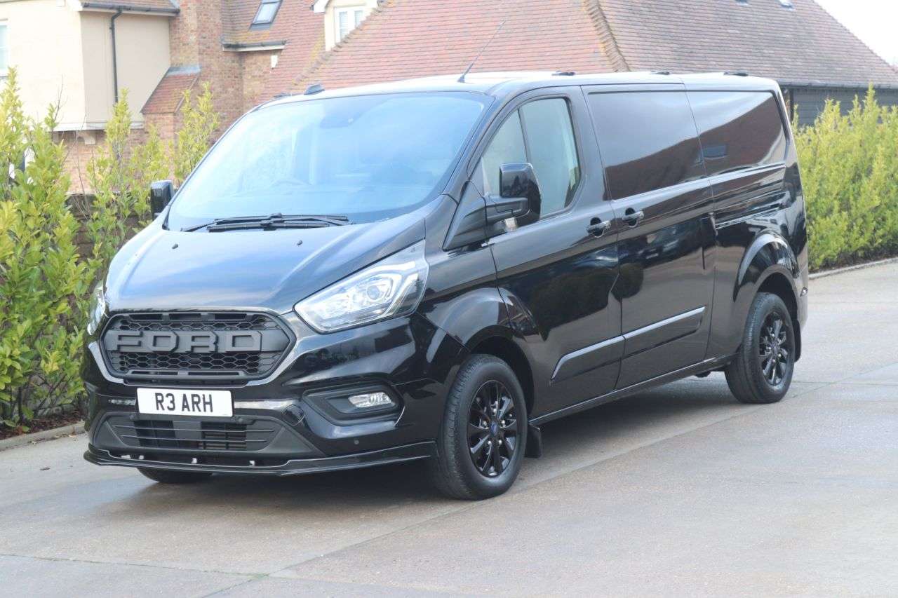 A 2023 FORD TRANSIT CUSTOM 2.0 300 EcoBlue Limited Panel Van 5dr Diesel Auto L2 H1 Euro 6 (170 ps) A 2023 FORD TRANSIT CUSTOM 2.0 300 EcoBlue Limited Panel Van 5dr Diesel Auto L2 H1 Euro 6 (170 ps)