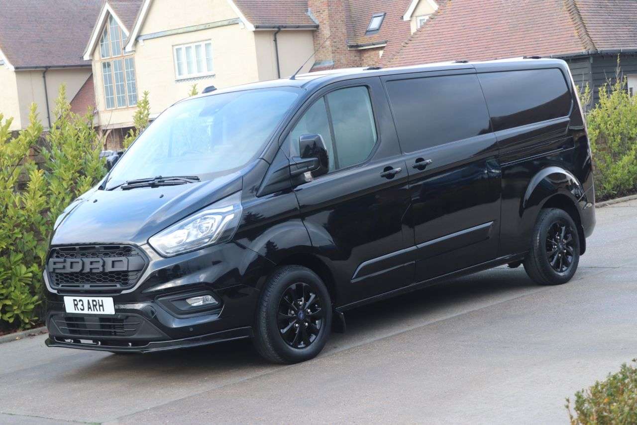 A 2023 FORD TRANSIT CUSTOM 2.0 300 EcoBlue Limited Panel Van 5dr Diesel Auto L2 H1 Euro 6 (170 ps) A 2023 FORD TRANSIT CUSTOM 2.0 300 EcoBlue Limited Panel Van 5dr Diesel Auto L2 H1 Euro 6 (170 ps)