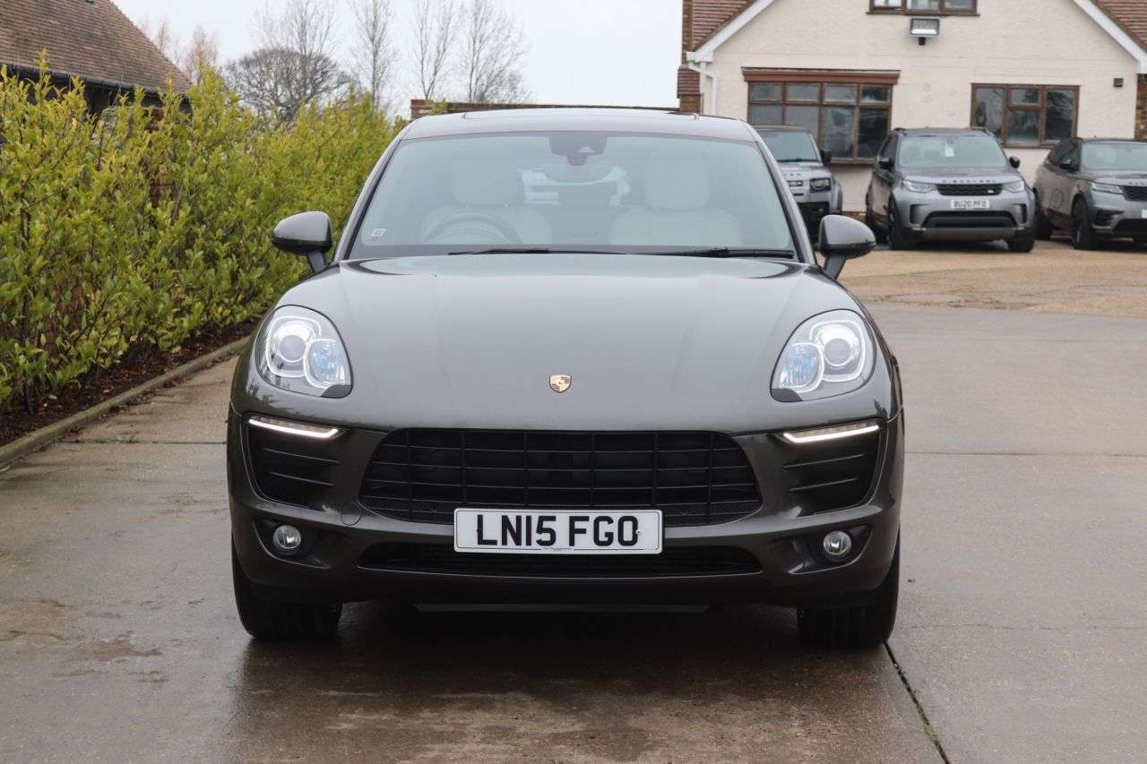 2015 PORSCHE MACAN 2015 PORSCHE MACAN