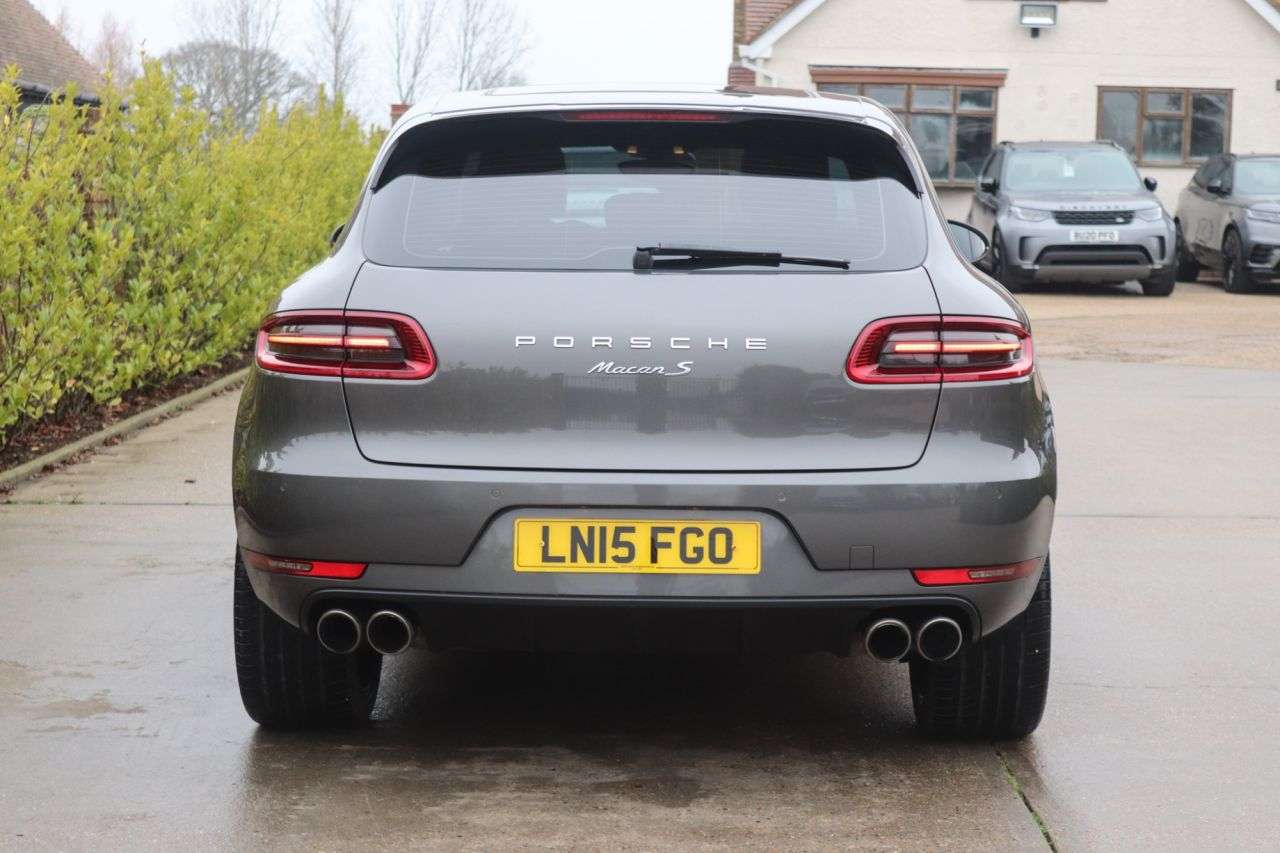 2015 PORSCHE MACAN 2015 PORSCHE MACAN