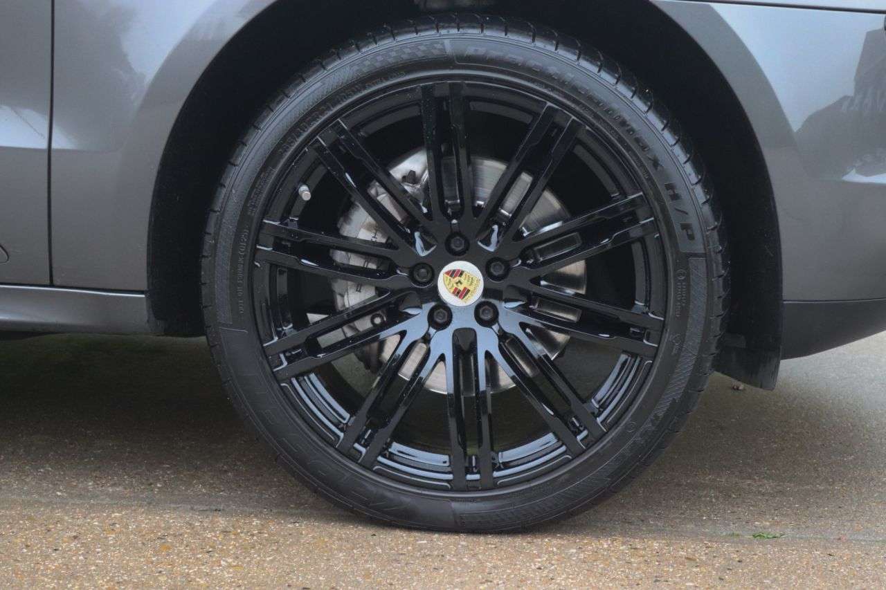 2015 PORSCHE MACAN 2015 PORSCHE MACAN