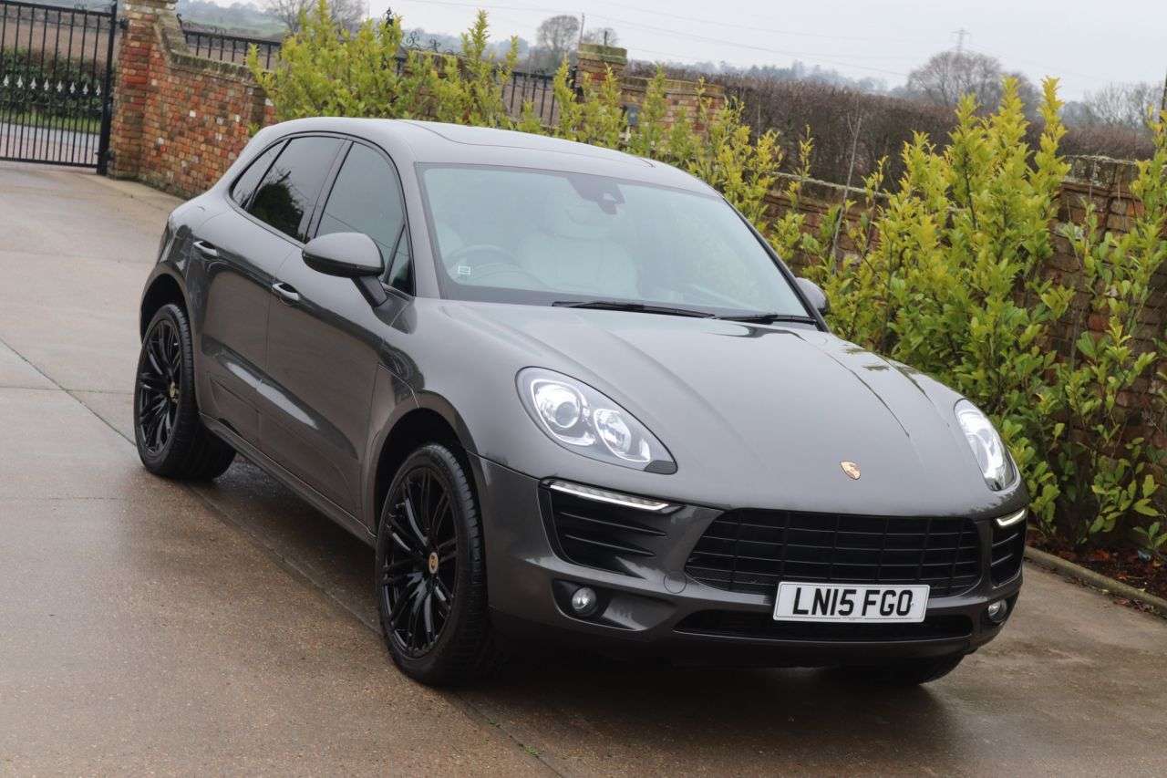 2015 PORSCHE MACAN 2015 PORSCHE MACAN