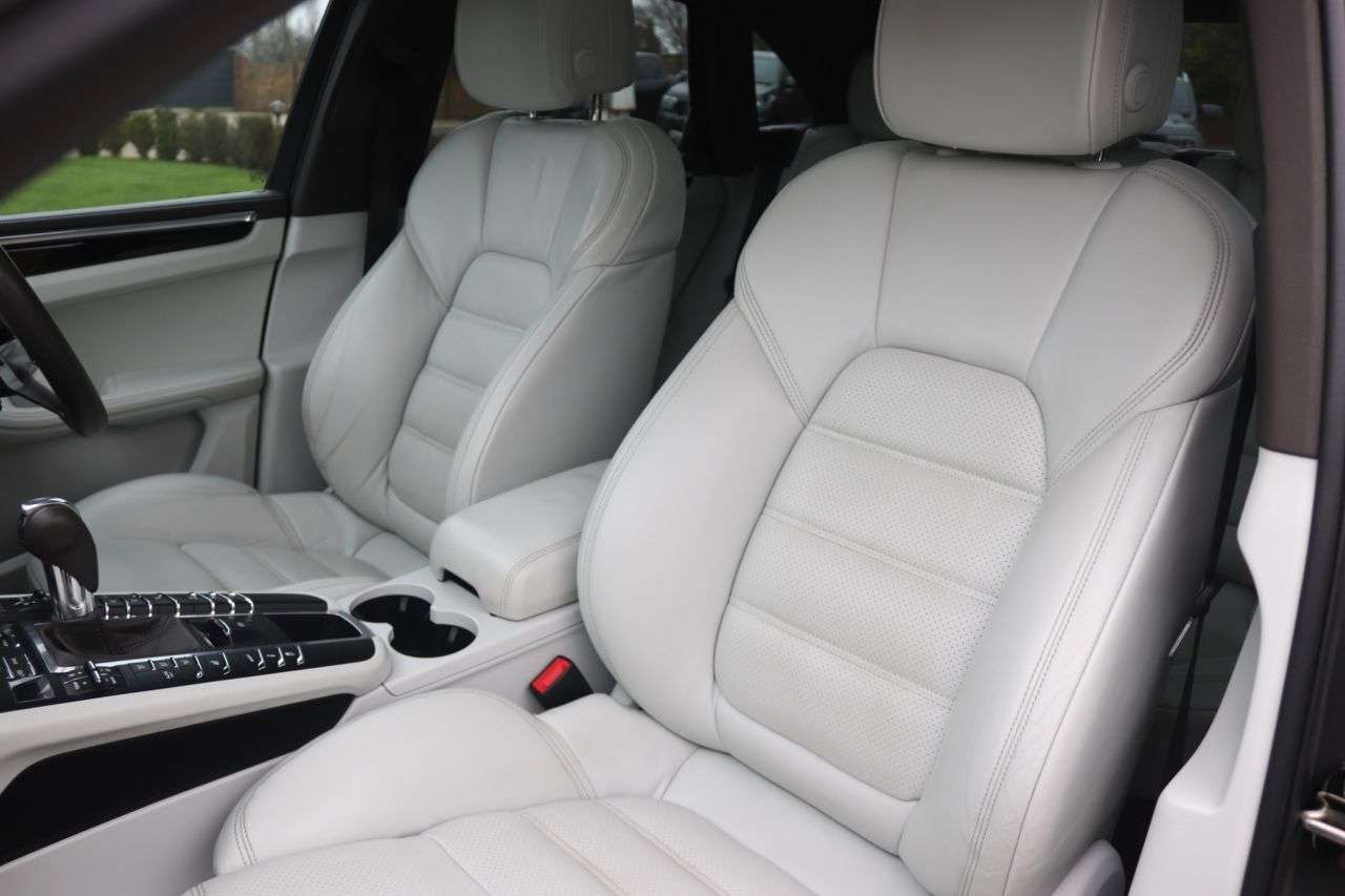 2015 PORSCHE MACAN 2015 PORSCHE MACAN