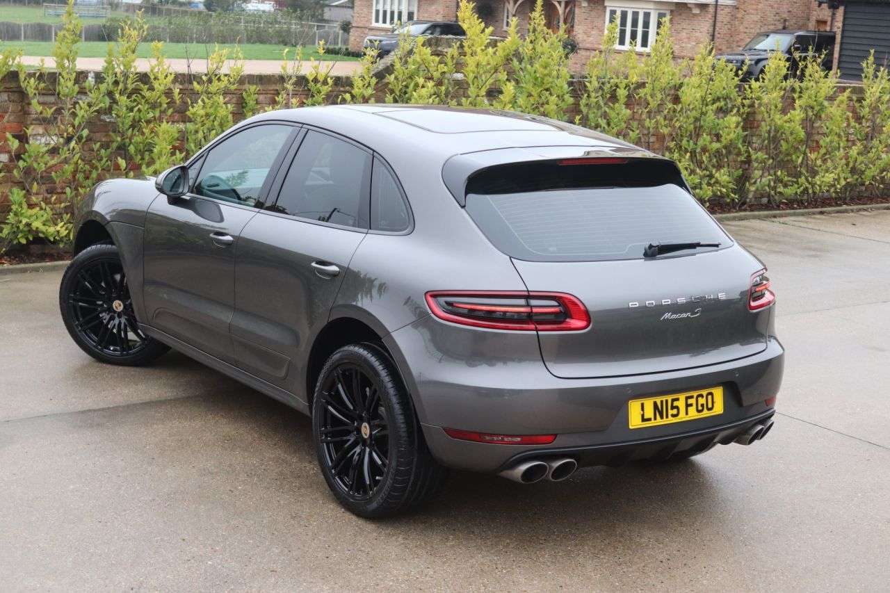 2015 PORSCHE MACAN 2015 PORSCHE MACAN