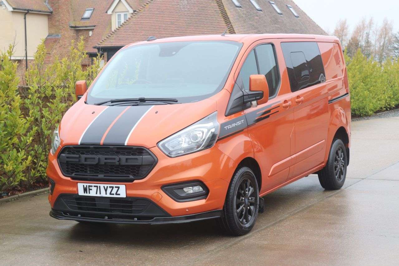 A 2021 FORD TRANSIT CUSTOM 2.0 320 EcoBlue Limited Crew Van Double Cab 5dr Diesel Manual L1 H1 Euro 6 A 2021 FORD TRANSIT CUSTOM 2.0 320 EcoBlue Limited Crew Van Double Cab 5dr Diesel Manual L1 H1 Euro 6