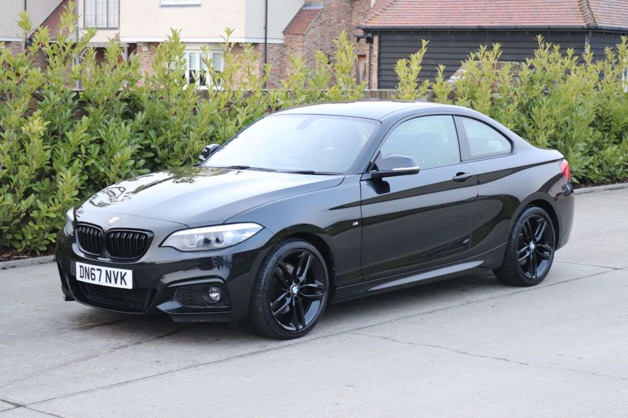 A 2017 BMW 2 SERIES 2.0 220i M Sport Coupe 2dr Petrol Auto Euro 6 (s/s) (184 ps) A 2017 BMW 2 SERIES 2.0 220i M Sport Coupe 2dr Petrol Auto Euro 6 (s/s) (184 ps)
