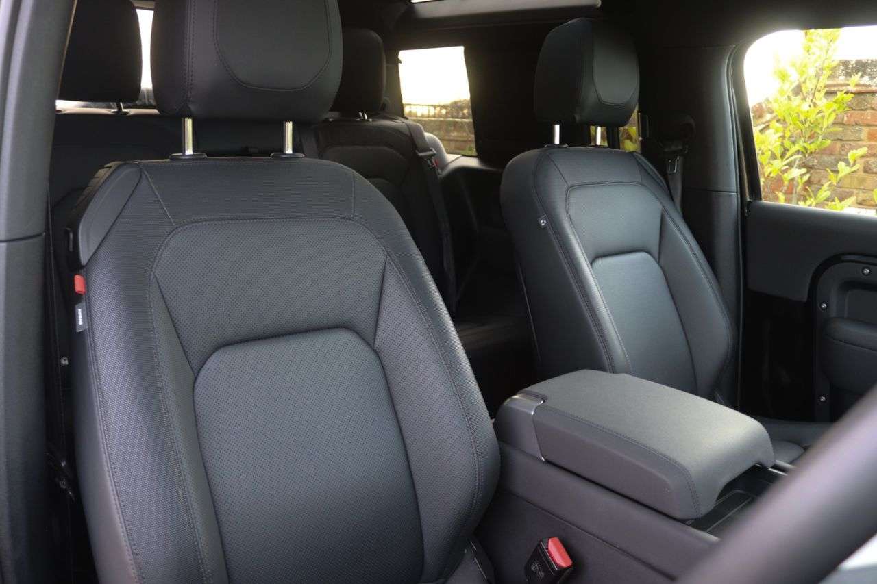 2022 LAND ROVER DEFENDER 2022 LAND ROVER DEFENDER