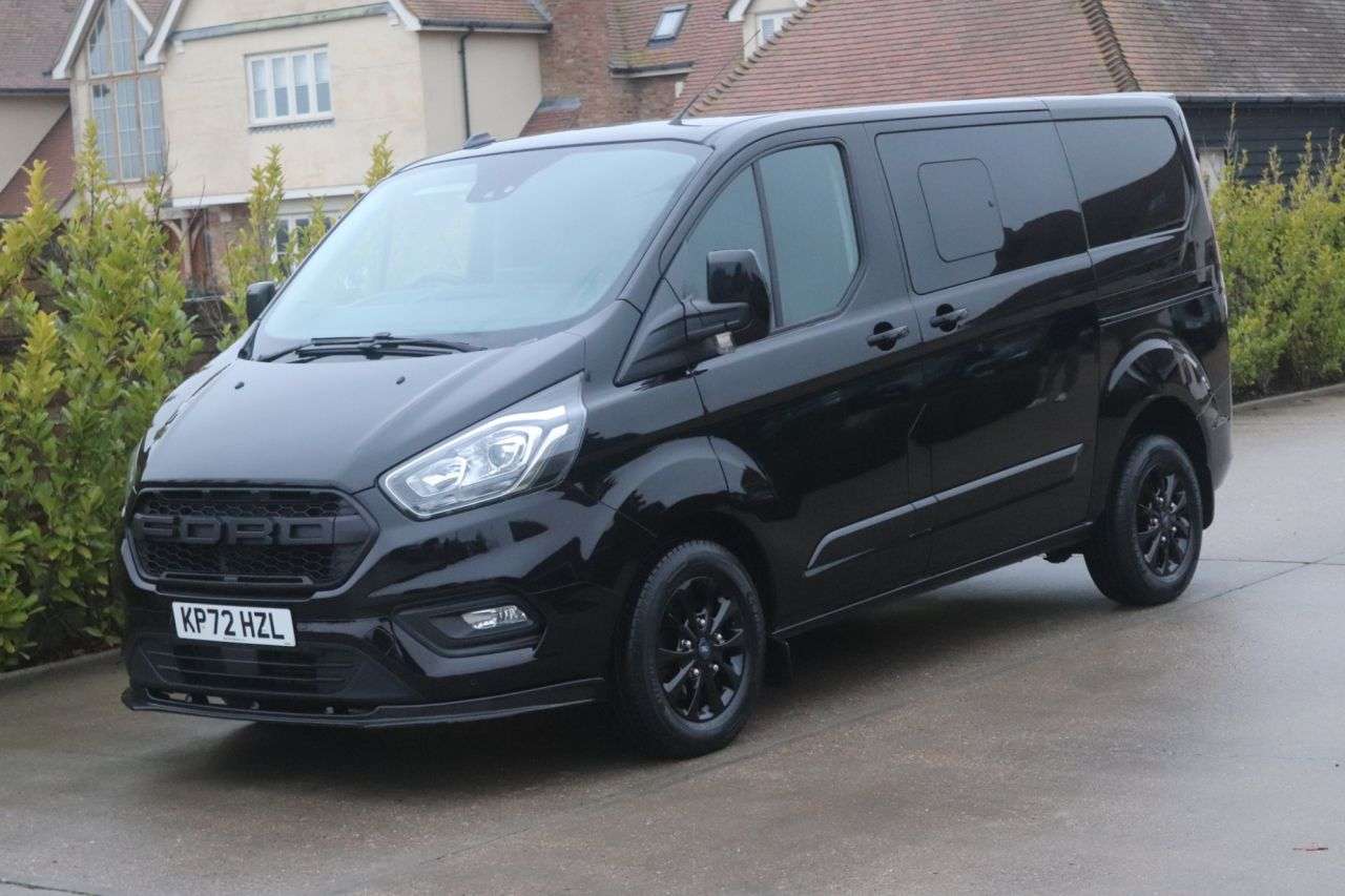 A 2022 FORD TRANSIT CUSTOM 2.0 320 EcoBlue Limited Crew Van Double Cab 5dr Diesel Manual L1 H1 Euro 6 A 2022 FORD TRANSIT CUSTOM 2.0 320 EcoBlue Limited Crew Van Double Cab 5dr Diesel Manual L1 H1 Euro 6