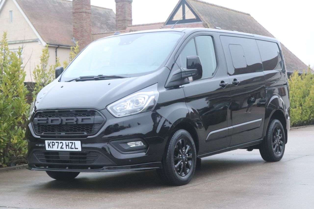 A 2022 FORD TRANSIT CUSTOM 2.0 320 EcoBlue Limited Crew Van Double Cab 5dr Diesel Manual L1 H1 Euro 6 A 2022 FORD TRANSIT CUSTOM 2.0 320 EcoBlue Limited Crew Van Double Cab 5dr Diesel Manual L1 H1 Euro 6