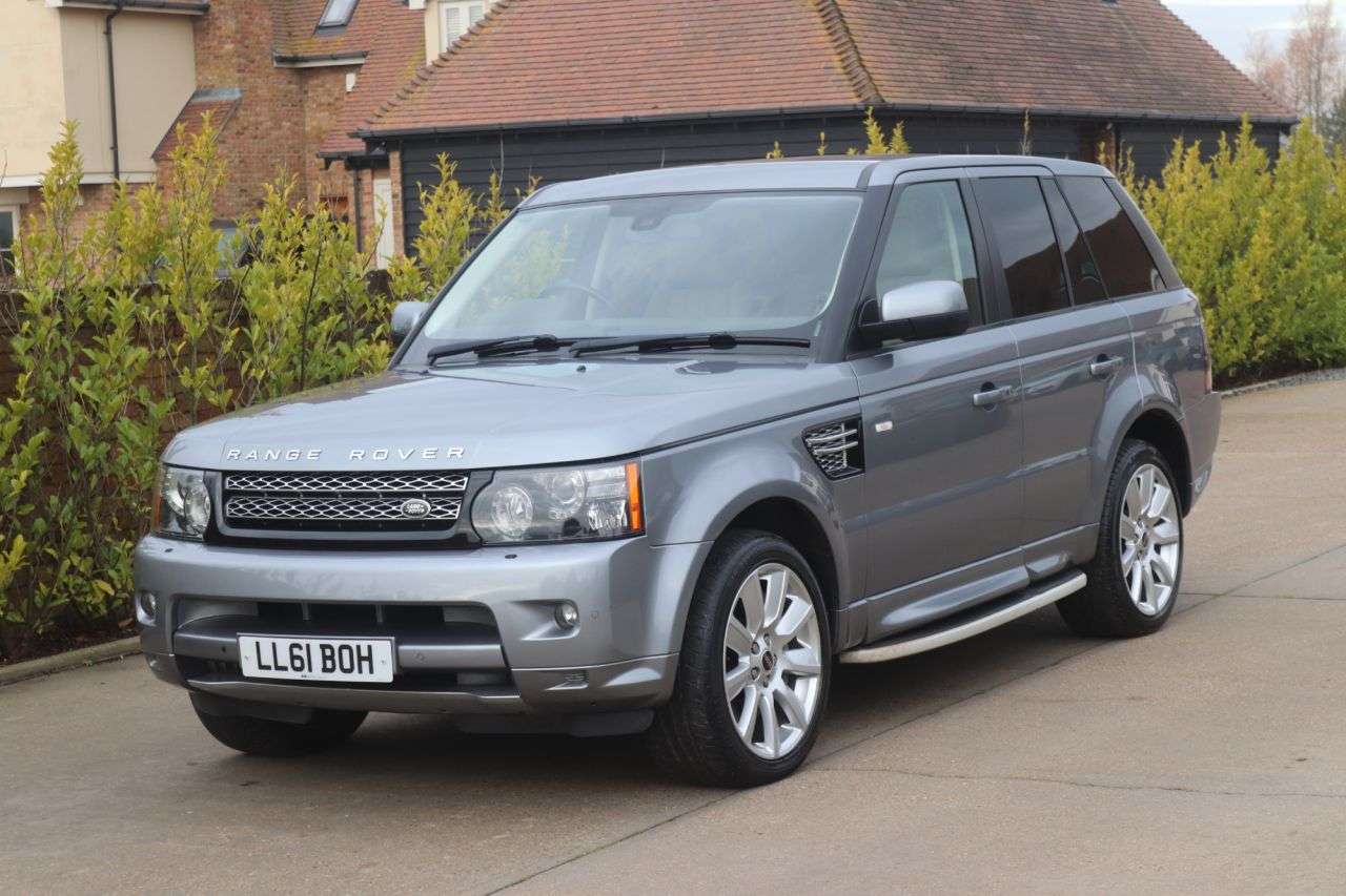 A 2011 LAND ROVER RANGE ROVER SPORT 5.0 V8 HSE SUV 5dr Petrol CommandShift 4WD Euro 5 (510 ps) A 2011 LAND ROVER RANGE ROVER SPORT 5.0 V8 HSE SUV 5dr Petrol CommandShift 4WD Euro 5 (510 ps)