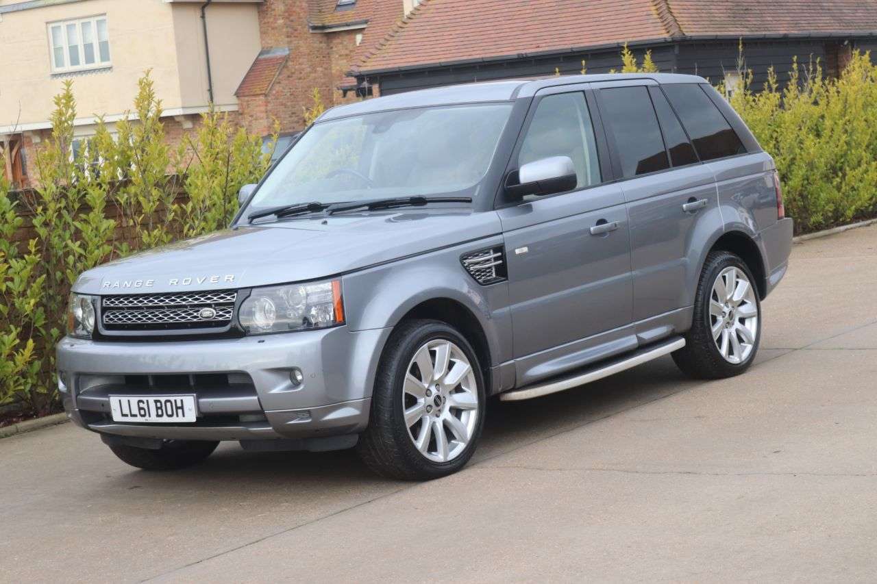 A 2011 LAND ROVER RANGE ROVER SPORT 5.0 V8 HSE SUV 5dr Petrol CommandShift 4WD Euro 5 (510 ps) A 2011 LAND ROVER RANGE ROVER SPORT 5.0 V8 HSE SUV 5dr Petrol CommandShift 4WD Euro 5 (510 ps)