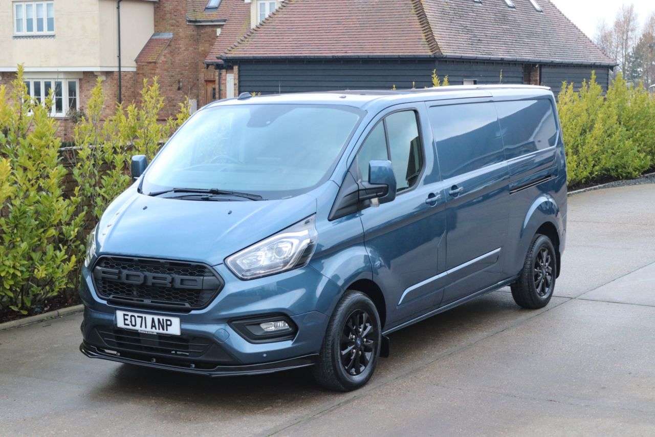 A 0 FORD TRANSIT CUSTOM 2.0 320 EcoBlue Limited Panel Van 5dr Diesel Manual L2 H1 Euro 6 (s/s) (170 A 0 FORD TRANSIT CUSTOM 2.0 320 EcoBlue Limited Panel Van 5dr Diesel Manual L2 H1 Euro 6 (s/s) (170