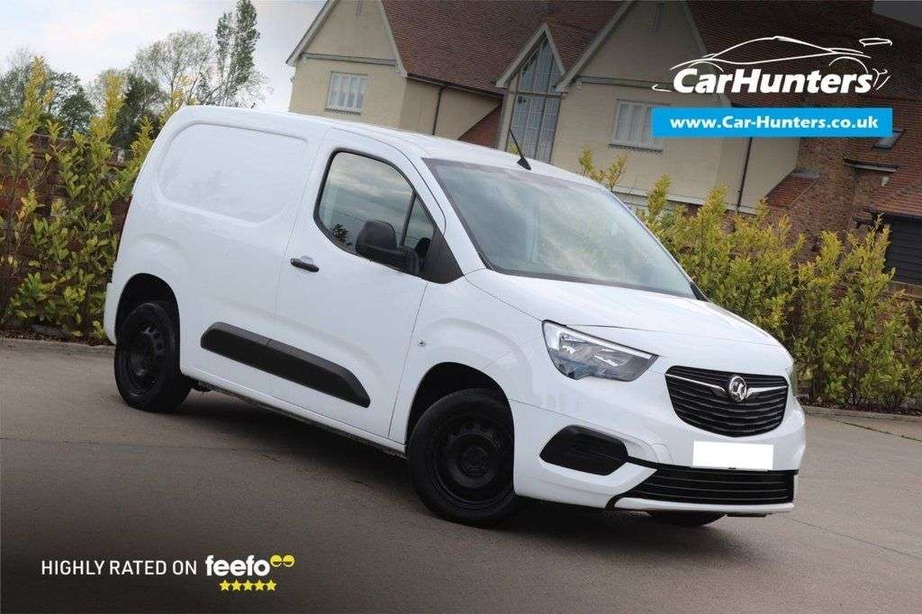 A 2019 VAUXHALL COMBO 1.5 Turbo D 2000 Sportive Panel Van 4dr Diesel Manual L1 H1 Euro 6 (s/s) (1 A 2019 VAUXHALL COMBO 1.5 Turbo D 2000 Sportive Panel Van 4dr Diesel Manual L1 H1 Euro 6 (s/s) (1