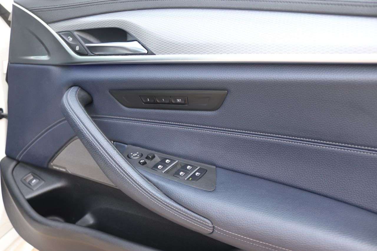 2017 BMW 5 SERIES 2017 BMW 5 SERIES