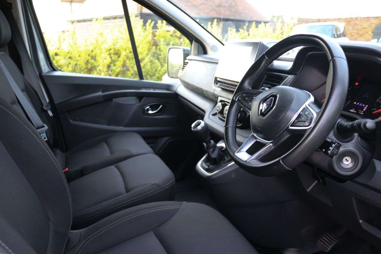 2023 RENAULT TRAFIC 2023 RENAULT TRAFIC