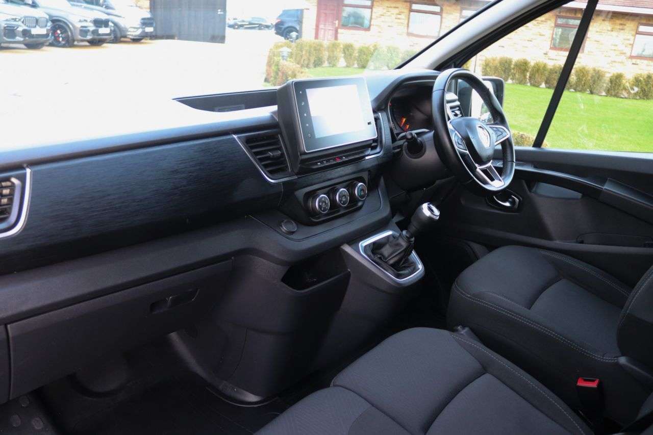 2023 RENAULT TRAFIC 2023 RENAULT TRAFIC