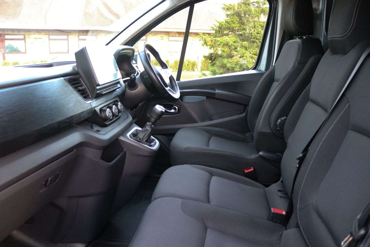 2023 RENAULT TRAFIC 2023 RENAULT TRAFIC