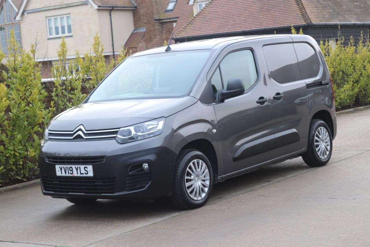 A 2019 CITROEN BERLINGO 1.5 BlueHDi 650 Enterprise M Panel Van 5dr Diesel Manual SWB Euro 6 (75 ps) A 2019 CITROEN BERLINGO 1.5 BlueHDi 650 Enterprise M Panel Van 5dr Diesel Manual SWB Euro 6 (75 ps)