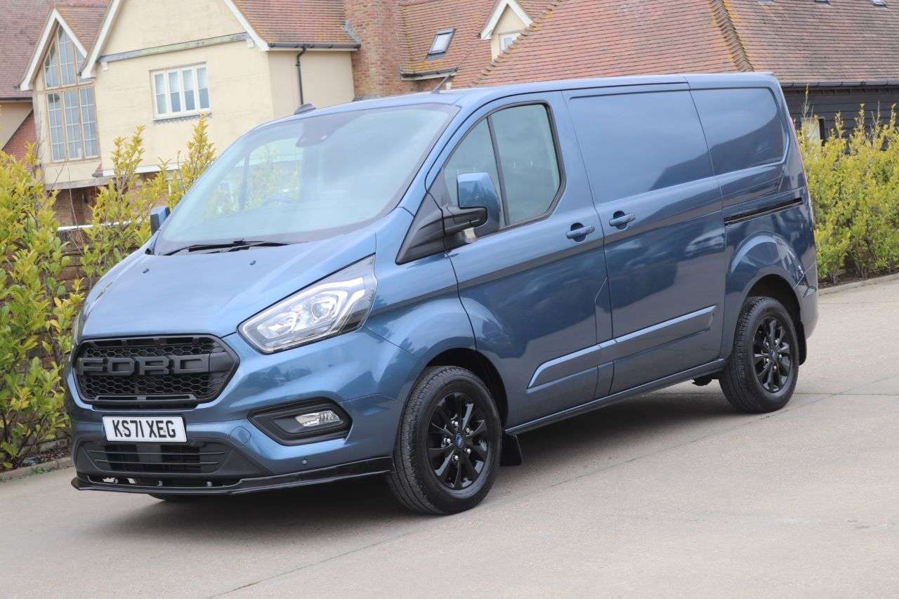 A 2022 FORD TRANSIT CUSTOM 2.0 300 EcoBlue Limited Panel Van 5dr Diesel Manual L1 H1 Euro 6 (s/s) (130 A 2022 FORD TRANSIT CUSTOM 2.0 300 EcoBlue Limited Panel Van 5dr Diesel Manual L1 H1 Euro 6 (s/s) (130