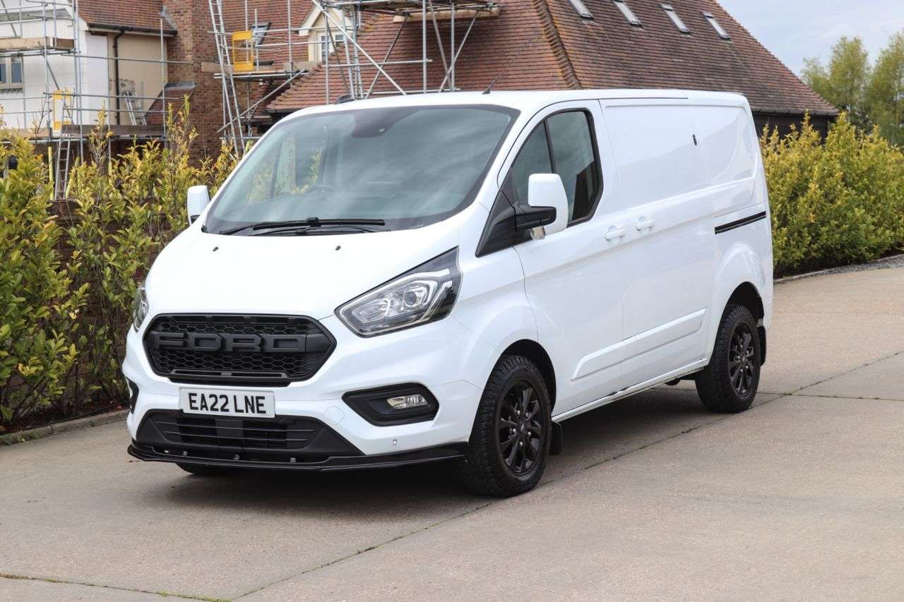 A 2022 FORD TRANSIT CUSTOM 2.0 280 EcoBlue Limited Panel Van 5dr Diesel Manual L1 H1 Euro 6 (s/s) (130 A 2022 FORD TRANSIT CUSTOM 2.0 280 EcoBlue Limited Panel Van 5dr Diesel Manual L1 H1 Euro 6 (s/s) (130