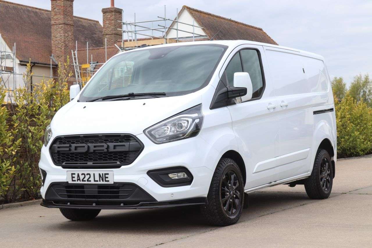 A 2022 FORD TRANSIT CUSTOM 2.0 280 EcoBlue Limited Panel Van 5dr Diesel Manual L1 H1 Euro 6 (s/s) (130 A 2022 FORD TRANSIT CUSTOM 2.0 280 EcoBlue Limited Panel Van 5dr Diesel Manual L1 H1 Euro 6 (s/s) (130