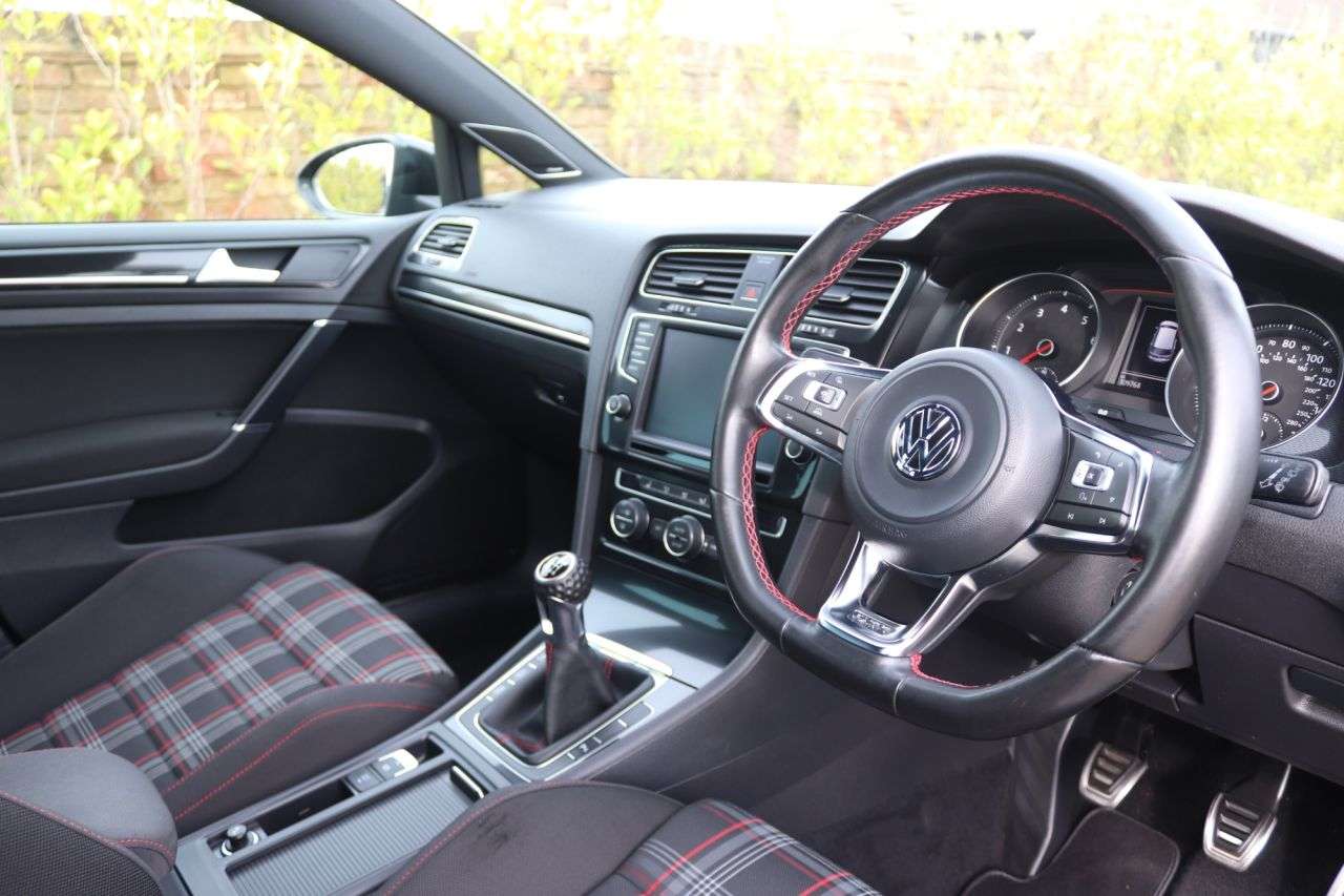 2014 VOLKSWAGEN GOLF 2014 VOLKSWAGEN GOLF