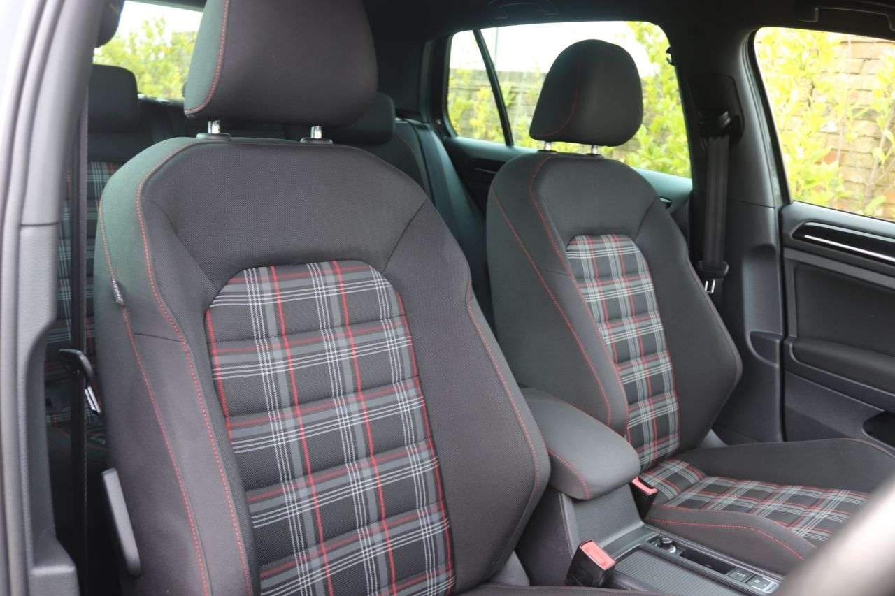 2014 VOLKSWAGEN GOLF 2014 VOLKSWAGEN GOLF