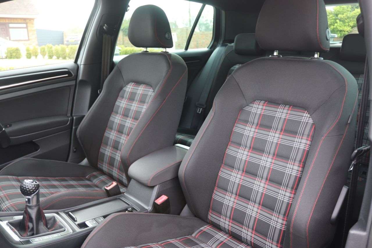 2014 VOLKSWAGEN GOLF 2014 VOLKSWAGEN GOLF