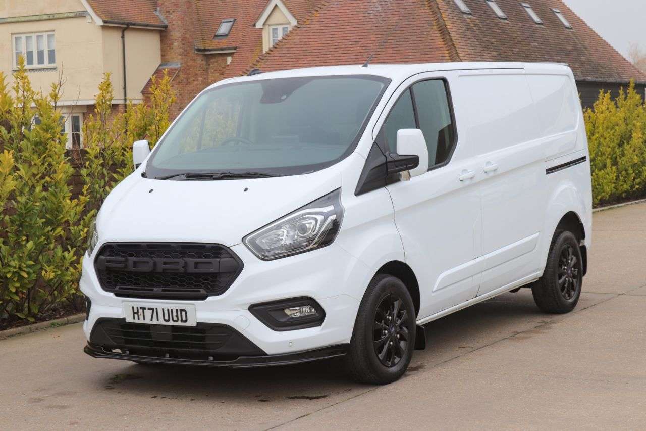 A 2022 FORD TRANSIT CUSTOM 2.0 280 EcoBlue Limited Panel Van 5dr Diesel Manual L1 H1 Euro 6 (s/s) (130 A 2022 FORD TRANSIT CUSTOM 2.0 280 EcoBlue Limited Panel Van 5dr Diesel Manual L1 H1 Euro 6 (s/s) (130