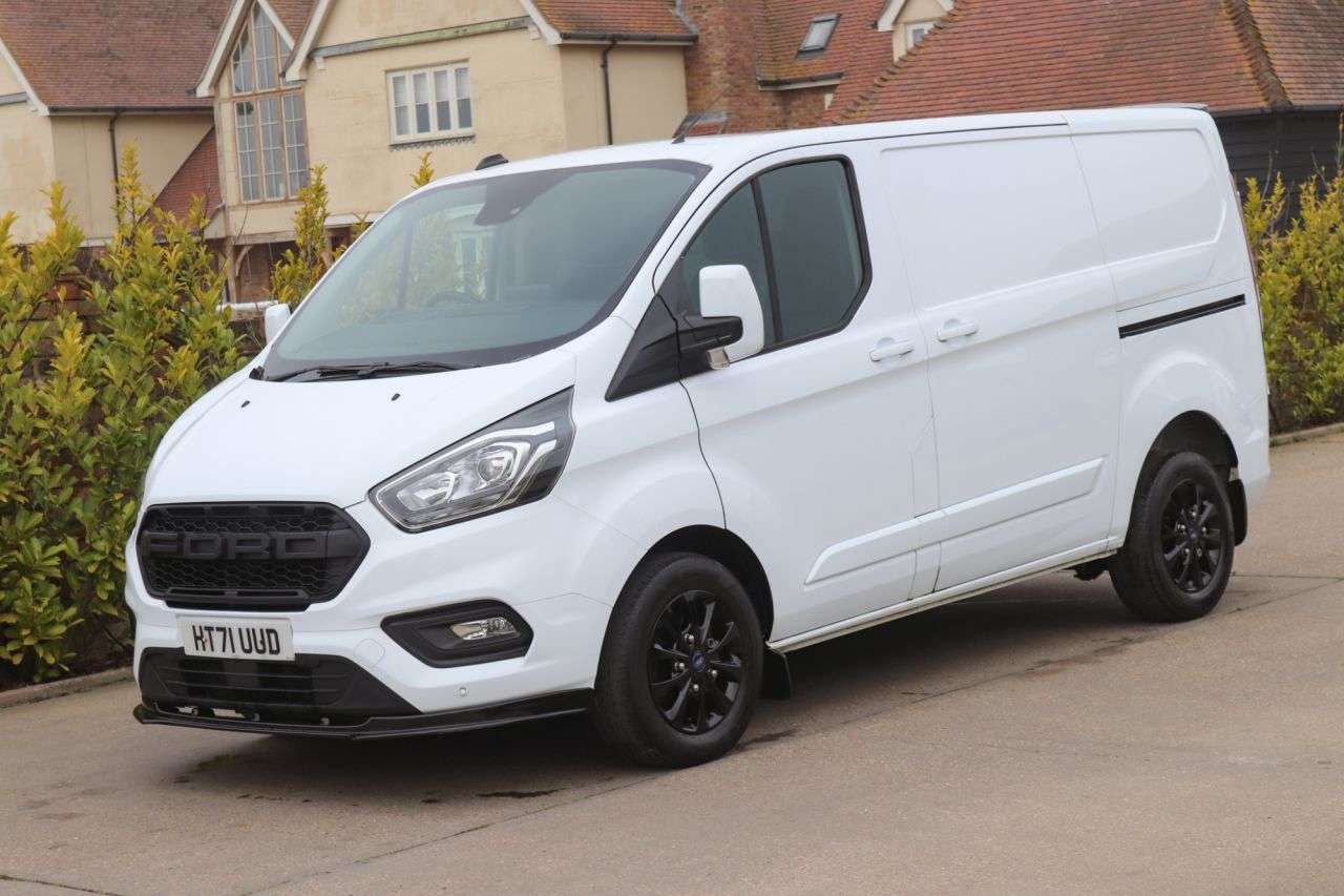 A 2022 FORD TRANSIT CUSTOM 2.0 280 EcoBlue Limited Panel Van 5dr Diesel Manual L1 H1 Euro 6 (s/s) (130 A 2022 FORD TRANSIT CUSTOM 2.0 280 EcoBlue Limited Panel Van 5dr Diesel Manual L1 H1 Euro 6 (s/s) (130