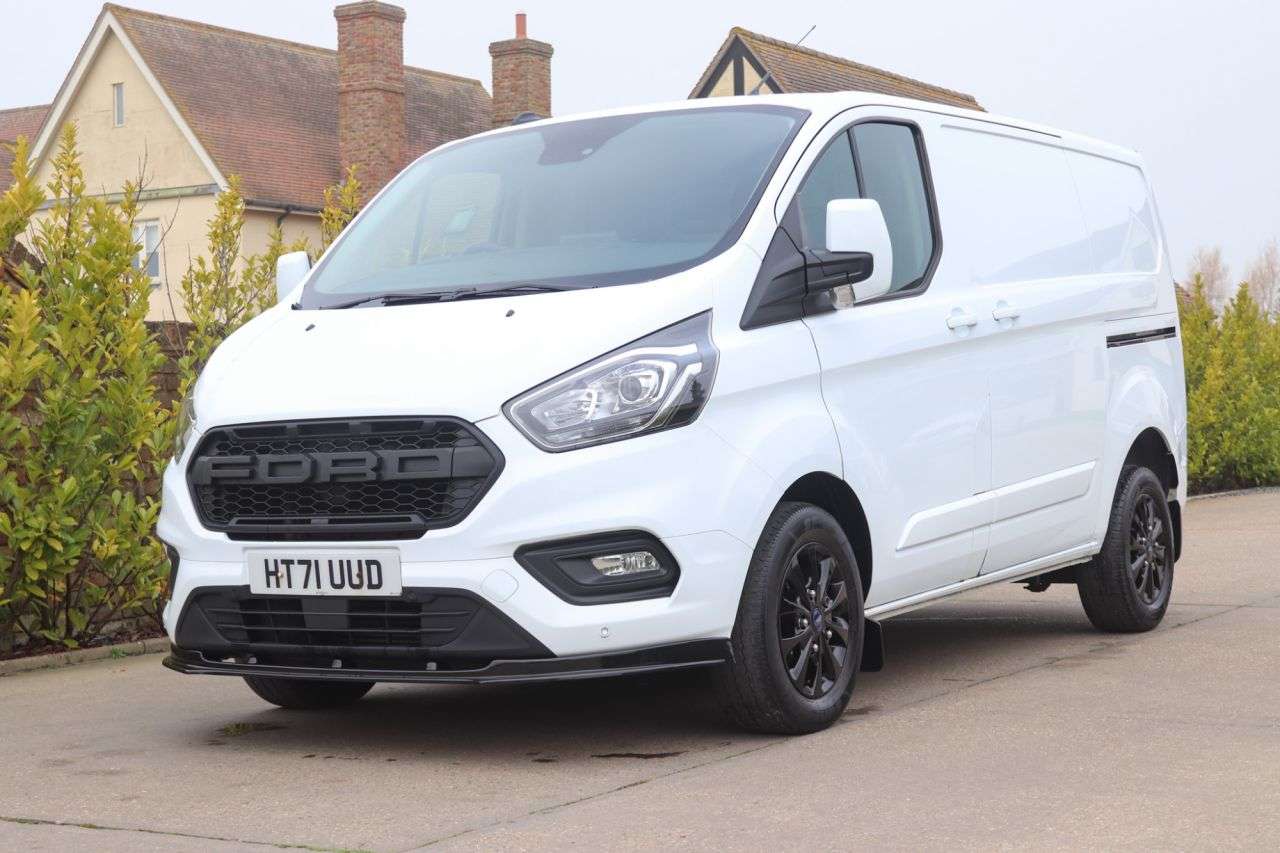 A 2022 FORD TRANSIT CUSTOM 2.0 280 EcoBlue Limited Panel Van 5dr Diesel Manual L1 H1 Euro 6 (s/s) (130 A 2022 FORD TRANSIT CUSTOM 2.0 280 EcoBlue Limited Panel Van 5dr Diesel Manual L1 H1 Euro 6 (s/s) (130
