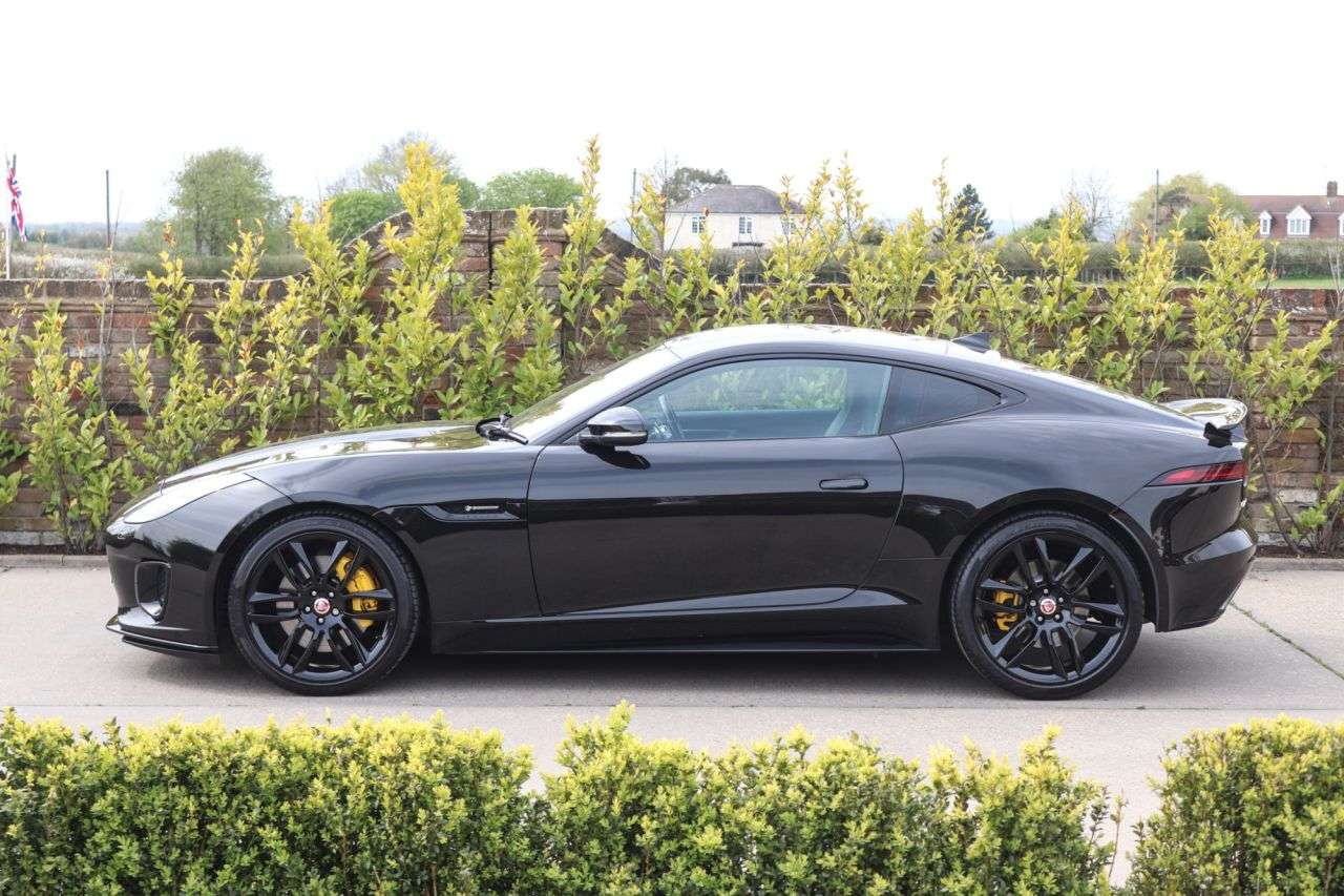 2018 JAGUAR F-TYPE 2018 JAGUAR F-TYPE