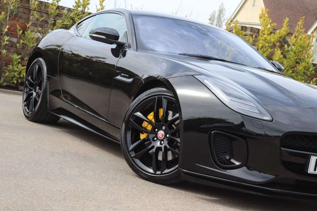 2018 JAGUAR F-TYPE 2018 JAGUAR F-TYPE