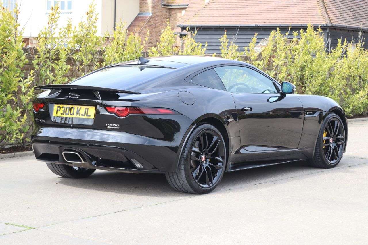 2018 JAGUAR F-TYPE 2018 JAGUAR F-TYPE
