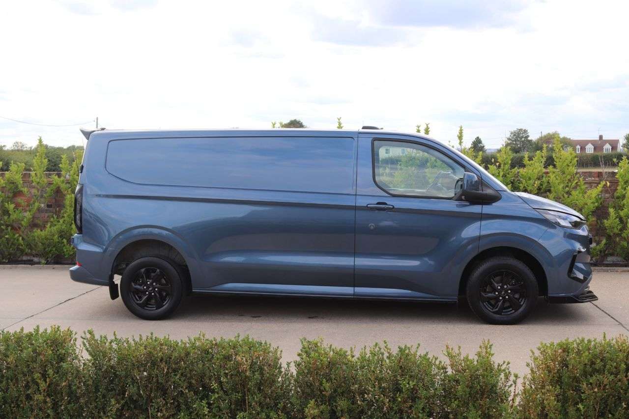 2024 FORD TRANSIT CUSTOM 2024 FORD TRANSIT CUSTOM