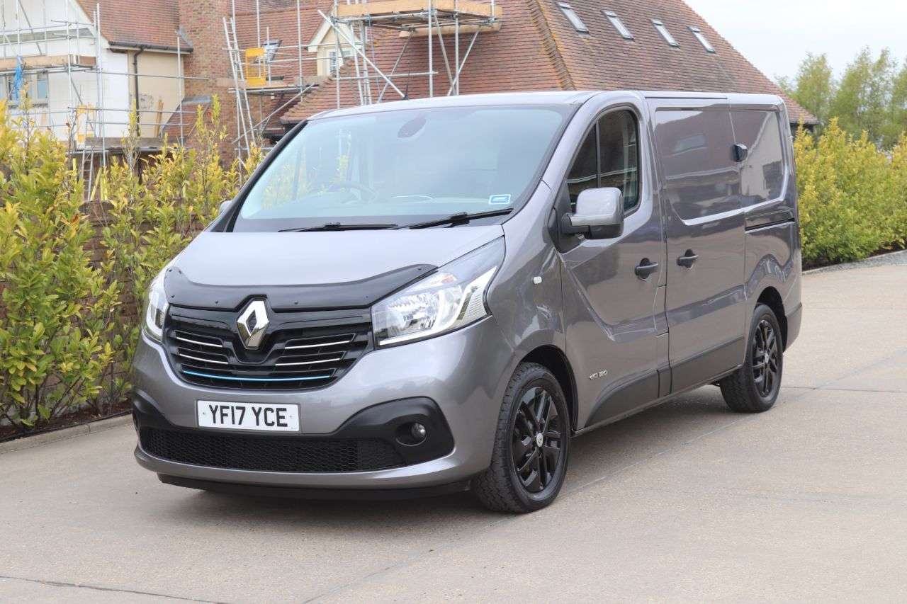 A 2017 RENAULT TRAFIC 1.6 dCi 27 Sport Nav Panel Van 5dr Diesel Manual SWB Standard Roof Euro 6 ( A 2017 RENAULT TRAFIC 1.6 dCi 27 Sport Nav Panel Van 5dr Diesel Manual SWB Standard Roof Euro 6 (