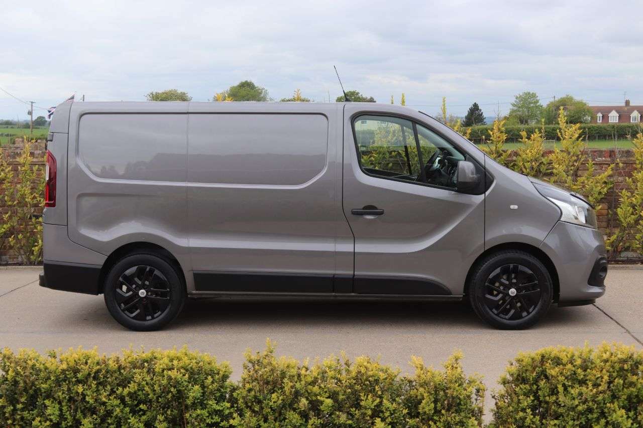 2017 RENAULT TRAFIC 2017 RENAULT TRAFIC