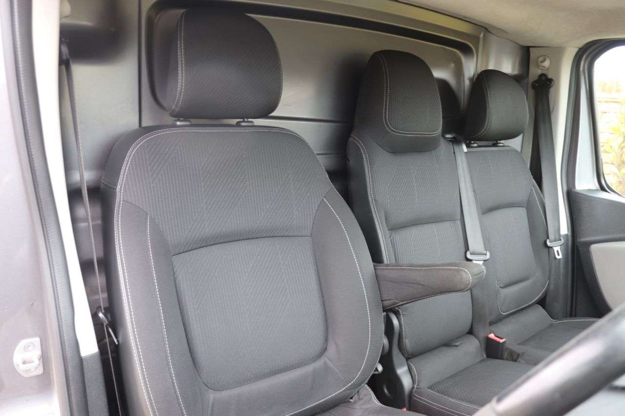 2017 RENAULT TRAFIC 2017 RENAULT TRAFIC